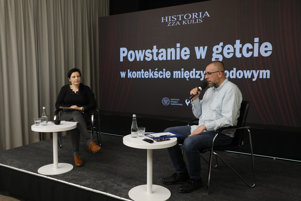 Dyskusja „Powstanie w getcie w kontekście międzynarodowym” z cyklu „Historia zza kulis” – Warszawa, 11 kwietnia 2023. Fot. Piotr Życieński (IPN)