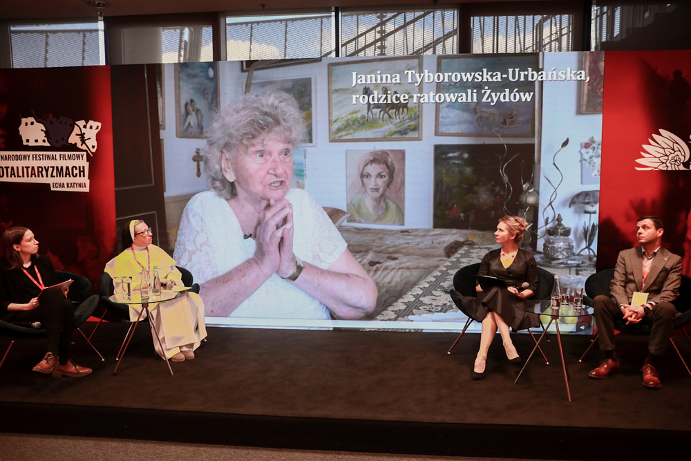 Spotkanie „Wojna oczami dziecka” w ramach festiwalu „Echa Katynia”. Kongres Pamięci Narodowej – Warszawa, 14 kwietnia 2023. Fot. Sławek Kasper (IPN)