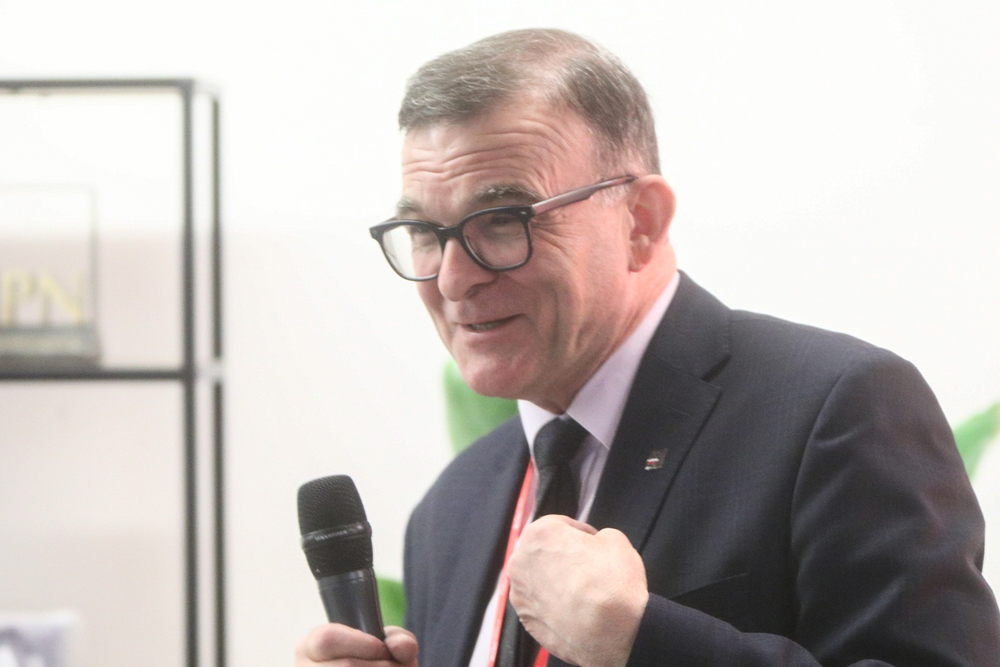 Prof. Tadeusz Wolsza podczas promocji publikacji „Gdy nieme groby przemawiają... Archiwum dr. Jana Zygmunta Robla” na Kongresie Pamięci Narodowej – Warszawa, 14 kwietnia 2023. Fot. Sławek Kasper (IPN)