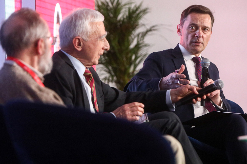 Panel dyskusyjny „Transformacja ustrojowa w Polsce – mechanizmy, osiągnięcia, zaniechania okiem uczestników życia publicznego” – Warszawa, 15 kwietnia 2023. Fot. Sławek Kasper (IPN)