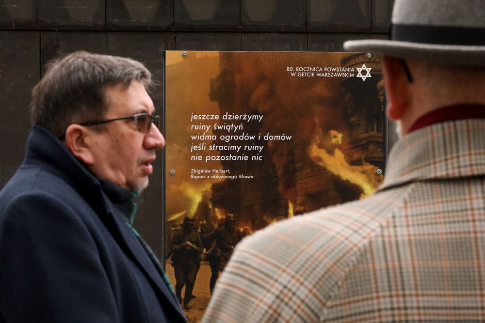 Uroczyste otwarcie wystawy plenerowej IPN „Prosimy Cię, Boże, o walkę krwawą…” – Warszawa, 19 kwietnia 2023. Fot. Mikołaj Bujak (IPN)