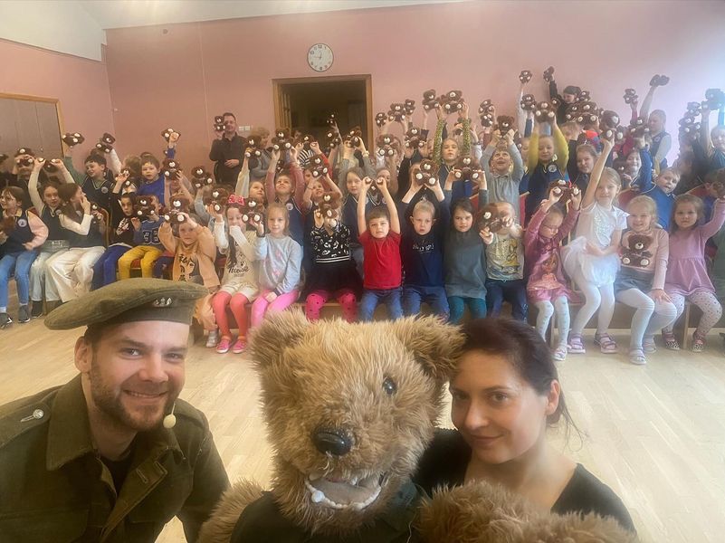 Spektakl „Historia Misia Wojtka” na Litwie. Przedszkole WILIA w Wilnie – 17–19 kwietnia 2023. Fot. IPN