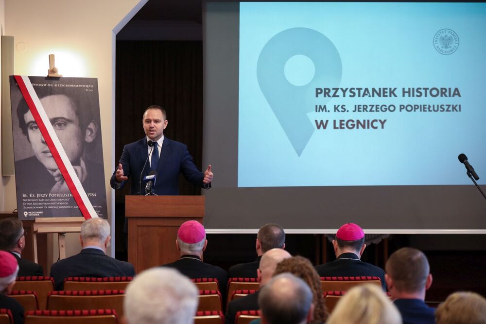 Uroczyste otwarcie „Przystanku Historia” im. ks. Jerzego Popiełuszki w Legnicy – Legnica, 20 kwietnia 2023. Fot. Mikołaj Bujak (IPN)