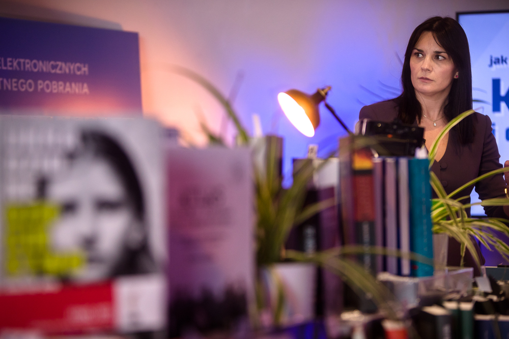 XXVIII Targi Wydawców Katolickich w Arkadach Kubickiego w Warszawie. Na zdj. Karolina Imianowska, dyrektor Wydawnictwa IPN – 20–23 kwietnia 2023. Fot. Sławek Kasper (IPN)