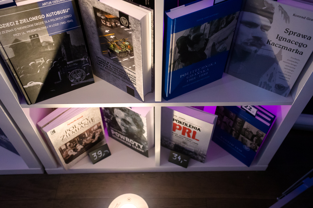 XXVIII Targi Wydawców Katolickich w Arkadach Kubickiego w Warszawie – 20–23 kwietnia 2023. Fot. Sławek Kasper (IPN)