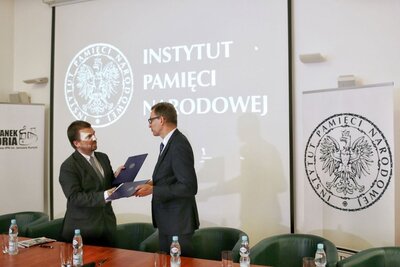 Podpisanie listu intencyjnego w sprawie utworzenia stałej wystawy w Muzeum Zimnej Wojny w Podborsku