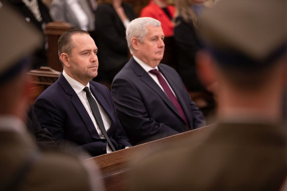 Uroczystość odsłonięcia tablicy upamiętniającej oficerów i pracowników wywiadu wojskowego II Rzeczypospolitej – Warszawa, 11 maja 2023. Fot. Mikołaj Bujak (IPN)