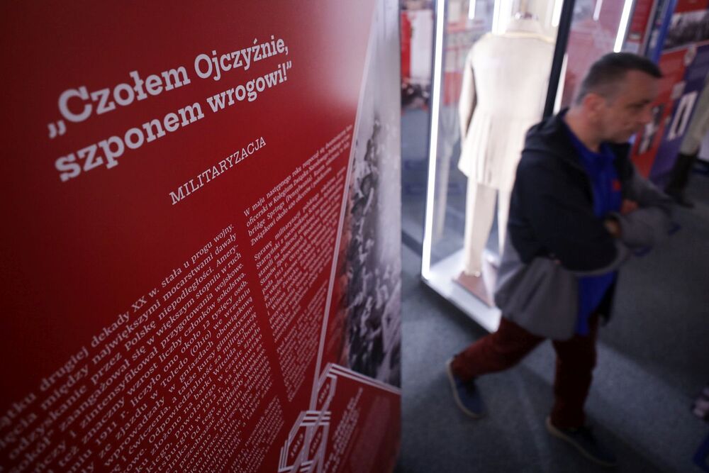 Noc Muzeów z Archiwum IPN – fragmenty wystawy „Ramię krzep – Ojczyźnie służ. 135. rocznica powstania Związku Sokolstwa Polskiego w Ameryce” – Warszawa, 13 maja 2023. Fot. Mikołaj Bujak (IPN)