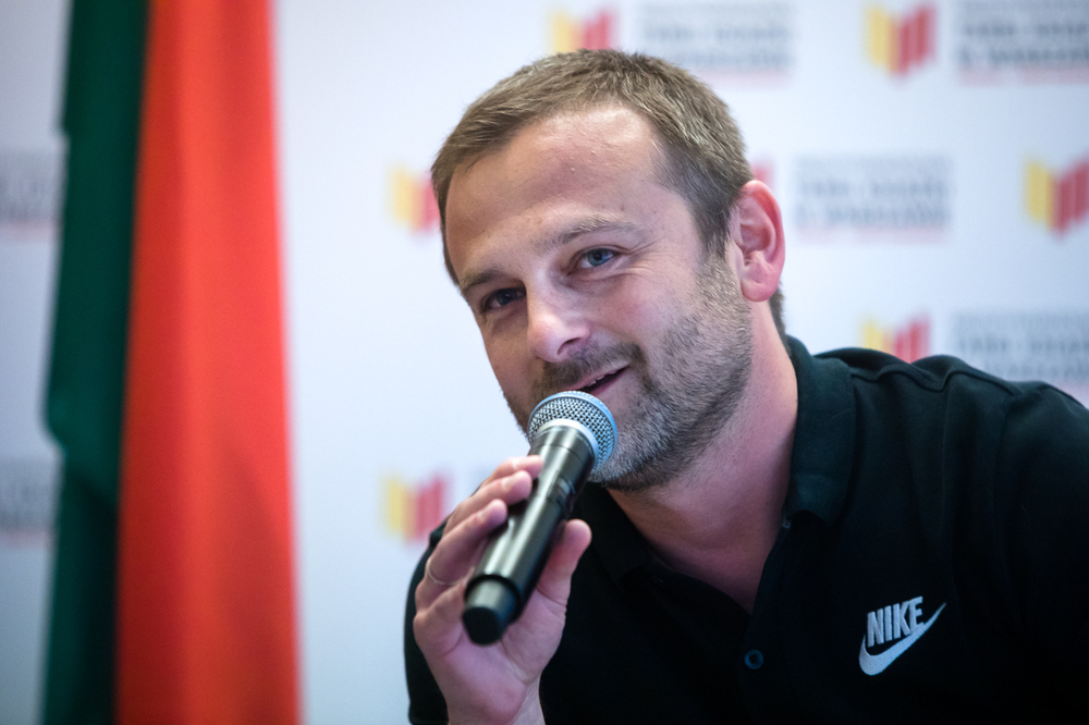 Dyskusja o książce „Zakazane kontakty. Współpraca opozycji polskiej i węgierskiej 1976–1989”. Na zdj. dr Miklós Mitrovits – Warszawa, 26 maja 2023. Fot. Sławek Kasper (IPN)