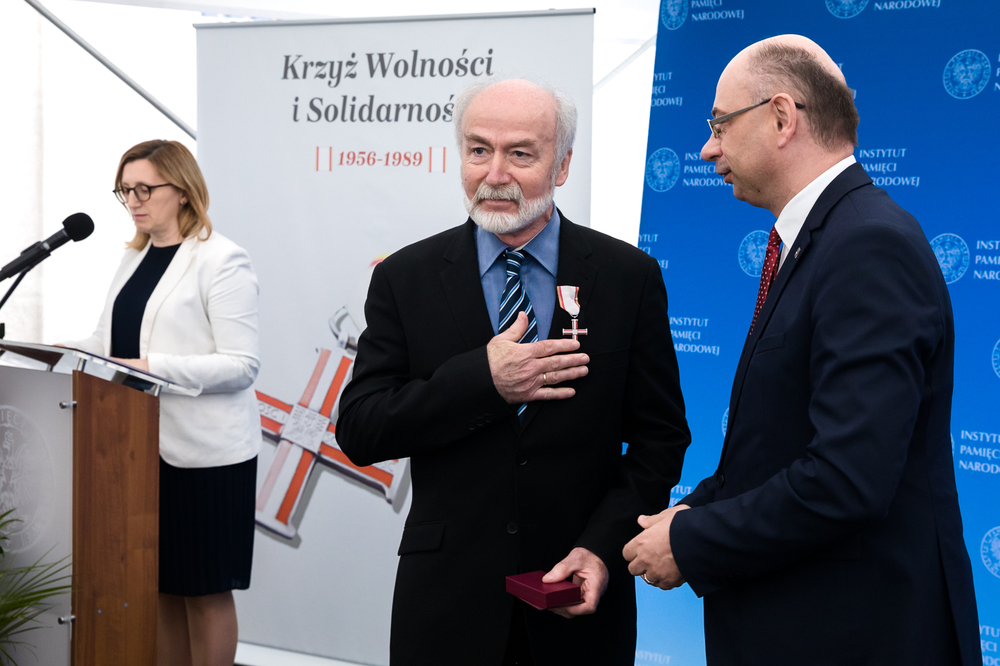 Uroczystość wręczenia Krzyży Wolności i Solidarności działaczom opozycji niepodległościowej z lat 1956–1989 – Warszawa, 2 czerwca 2023. Fot. Sławek Kasper (IPN)