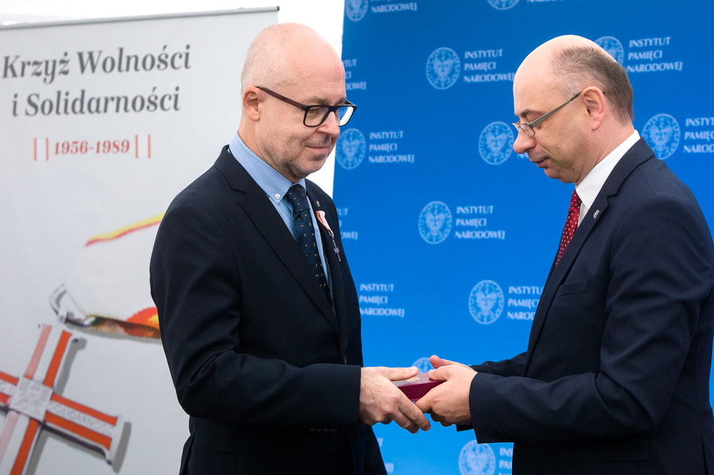 Uroczystość wręczenia Krzyży Wolności i Solidarności działaczom opozycji niepodległościowej z lat 1956–1989 – Warszawa, 2 czerwca 2023. Fot. Sławek Kasper (IPN)