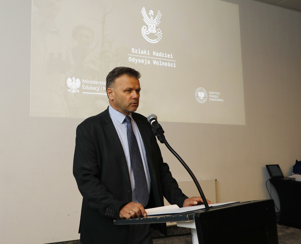 Uroczystość wręczenia zaświadczeń i certyfikatów nauczycielom biorącym udział w szkoleniach „Szlaki Nadziei – Armia gen. Andersa” – Warszawa, 28 czerwca 2023. Fot. Piotr Życieński (IPN)