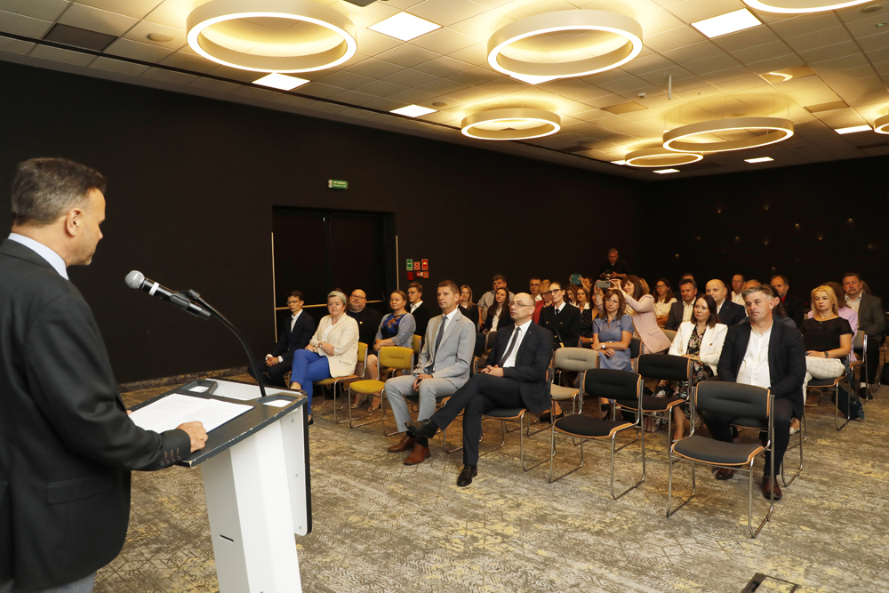 Uroczystość wręczenia zaświadczeń i certyfikatów nauczycielom biorącym udział w szkoleniach „Szlaki Nadziei – Armia gen. Andersa” – Warszawa, 28 czerwca 2023. Fot. Piotr Życieński (IPN)