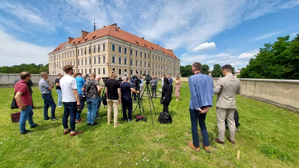 Konferencja prasowa na Zamku Lubomirskich w Rzeszowie – 10 lipca 2023. Fot. Karol Starowicz (IPN)