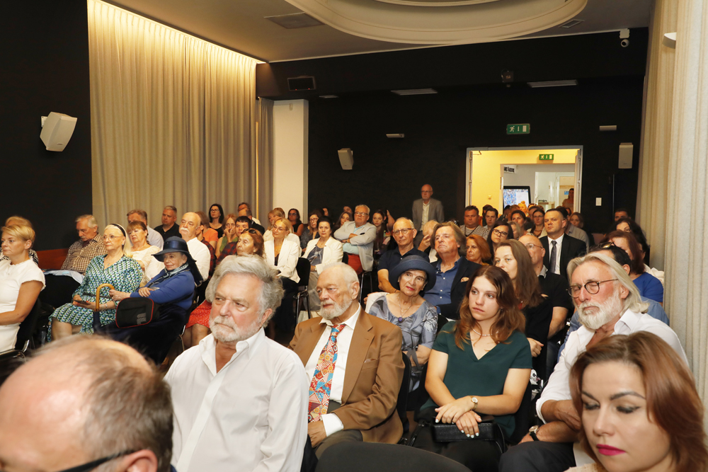 Wernisaż wystawy obrazów „Londyn żywy. Emigracyjne portrety Barbary Kaczmarowskiej-Hamilton” – Warszawa, 12 lipca 2023. Fot. Piotr Życieński (IPN)