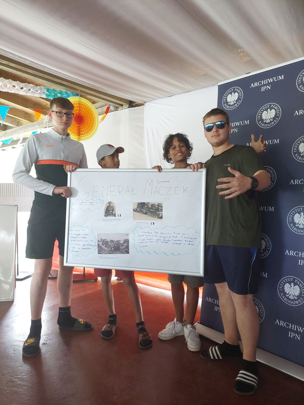 Warsztaty archiwalne dla polskich uczniów w Belgii – Comblain-la-Tour, 11–12 lipca 2023