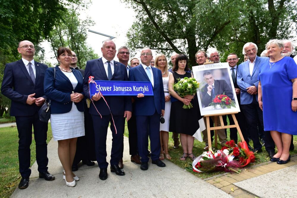 Uroczystość nadania skwerowi w Tarnowie imienia Janusza Kurtyki – Tarnów, 17 lipca 2023. Fot. Żaneta Wierzgacz (IPN)