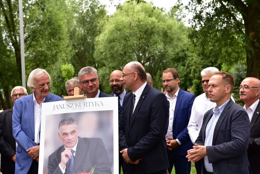 Uroczystość nadania skwerowi w Tarnowie imienia Janusza Kurtyki – Tarnów, 17 lipca 2023. Fot. Żaneta Wierzgacz (IPN)