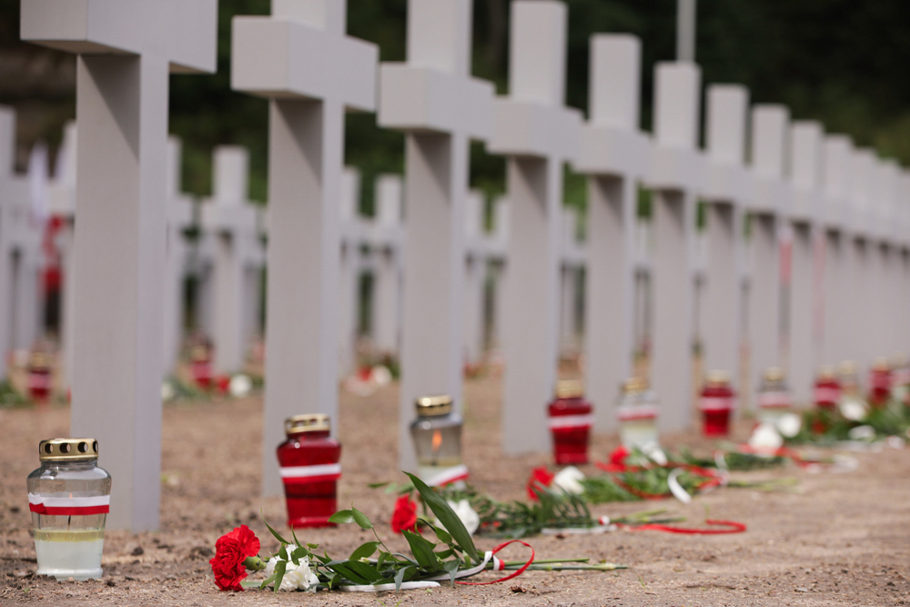 Uroczystość upamiętniająca ofiary niemieckich zbrodni na terenie Fortu III w Pomiechówku – Pomiechówek, 31 lipca 2023. Fot. Mikołaj Bujak (IPN)