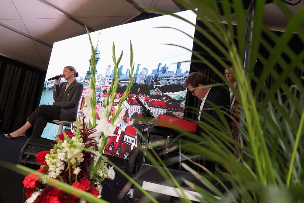 Uroczystość „Energetycy w Powstaniu” przy dawnej Elektrowni Warszawskiej – Warszawa, 1 sierpnia 2023. Fot. Mikołaj Bujak (IPN)