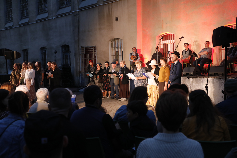 „Bunt wznieci słowo poety” – widowisko słowno-muzyczne. Fot. Piotr Życieński (IPN)