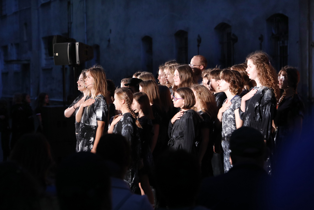 „Bunt wznieci słowo poety” – widowisko słowno-muzyczne. Fot. Piotr Życieński (IPN)