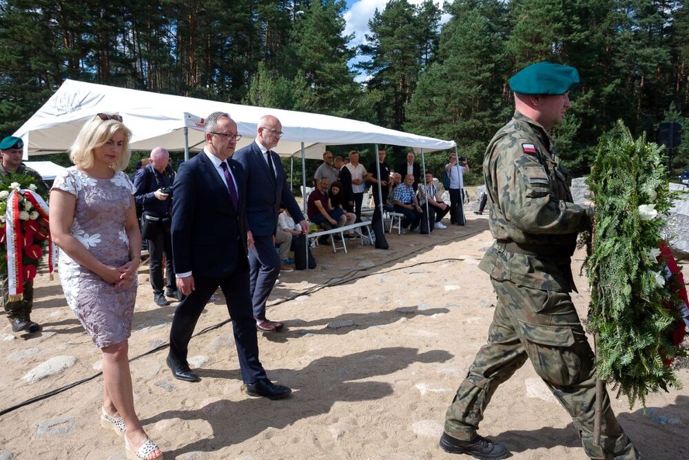 Uroczystości w 80. rocznicę buntu więźniów obozu śmierci Treblinka II – Treblinka, 2 sierpnia 2023. Fot. Sławek Kasper (IPN)