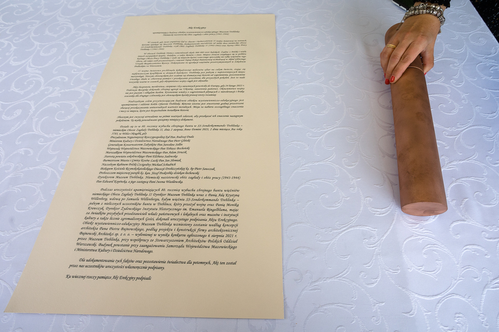 Uroczystości w 80. rocznicę buntu więźniów obozu śmierci Treblinka II – Treblinka, 2 sierpnia 2023. Fot. Sławek Kasper (IPN)