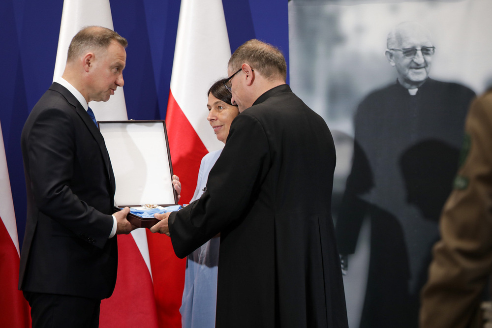 Uroczyste przekazanie Orderu Orła Białego nadanego pośmiertnie ks. Franciszkowi Blachnickiemu – Krościenko nad Dunajcem, 6 sierpnia 2023. Fot. Mikołaj Bujak (IPN)