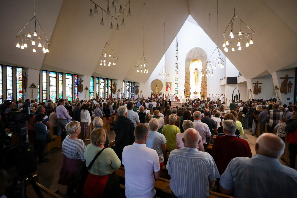 Uroczyste przekazanie Orderu Orła Białego nadanego pośmiertnie ks. Franciszkowi Blachnickiemu – Krościenko nad Dunajcem, 6 sierpnia 2023. Fot. Mikołaj Bujak (IPN)