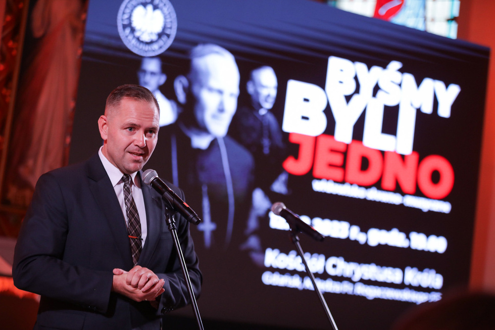 Dr Bartłomiej Stark uhonorowany brązowym medalem „Reipublicae Memoriae Meritum” – Gdańsk, 12 sierpnia 2023. Fot. Mikołaj Bujak (IPN)