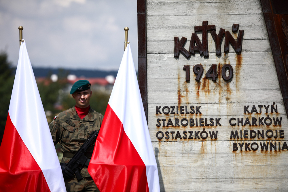 W Przemyślu oddano hołd ofiarom niemieckiego i sowieckiego totalitaryzmu. Fot. Sławek Kasper (IPN)