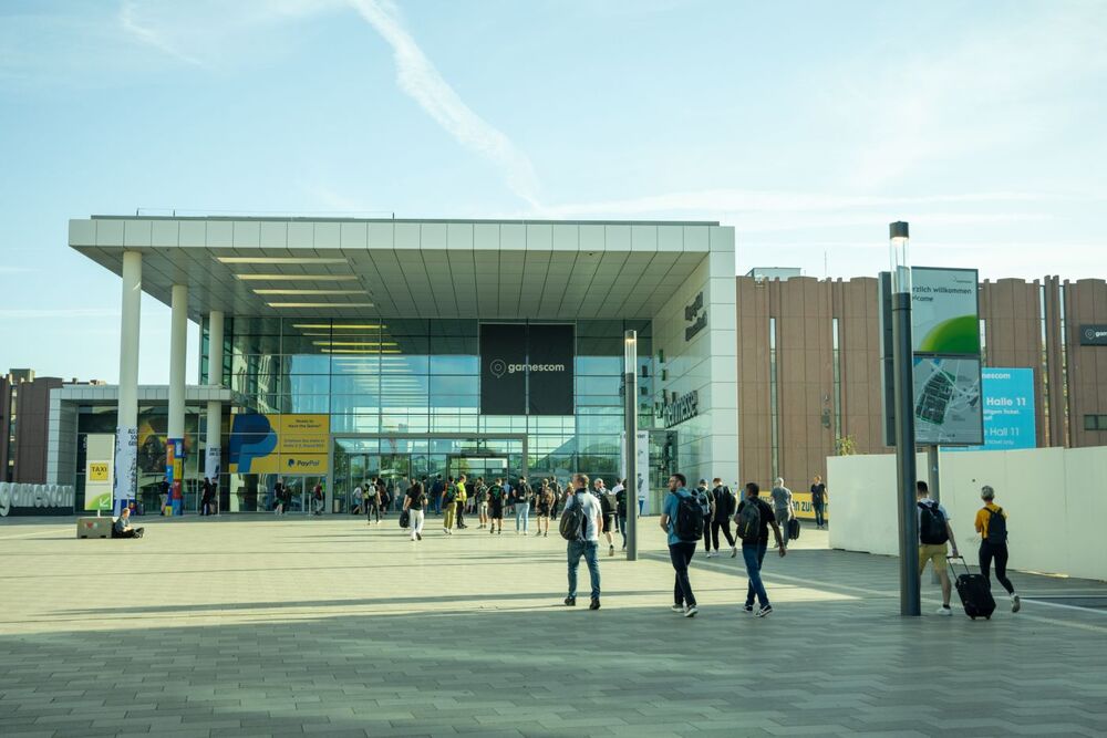 Premiera nowej wersji gry „Warsaw Rising – Miasto Bohaterów” na targach gamingowych GAMESCOM – Niemcy, 23–27 sierpnia 2023. Pawel Grabowski (wowpictures.tv)