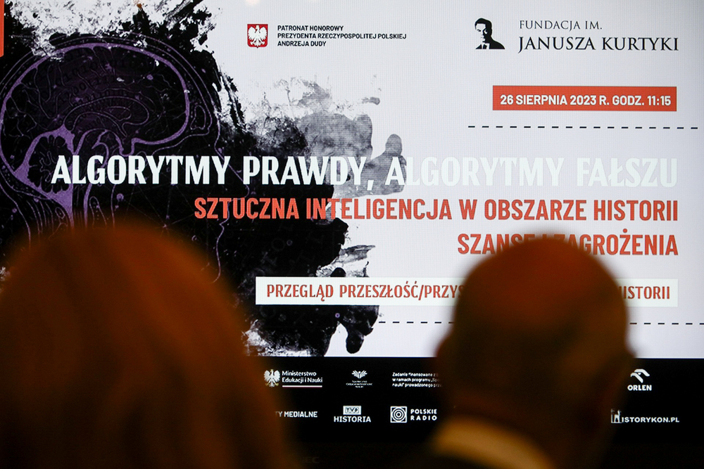 Panel dyskusyjny poświęcony sztucznej inteligencji w obszarze historii, organizowany przez Fundację im. Janusza Kurtyki – Warszawa, 26 sierpnia 2023. Fot. Sławek Kasper (IPN)