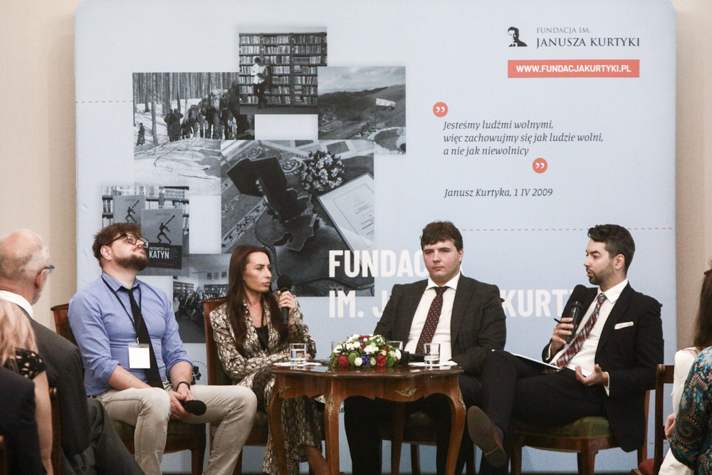 Panel dyskusyjny poświęcony sztucznej inteligencji w obszarze historii, organizowany przez Fundację im. Janusza Kurtyki – Warszawa, 26 sierpnia 2023. Fot. Sławek Kasper (IPN)