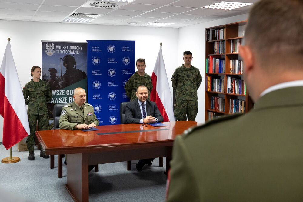 IPN podpisał porozumienie z dowództwem WOT w sprawie współpracy – Warszawa, 29 sierpnia 2023. Fot: Mikołaj Bujak (IPN)