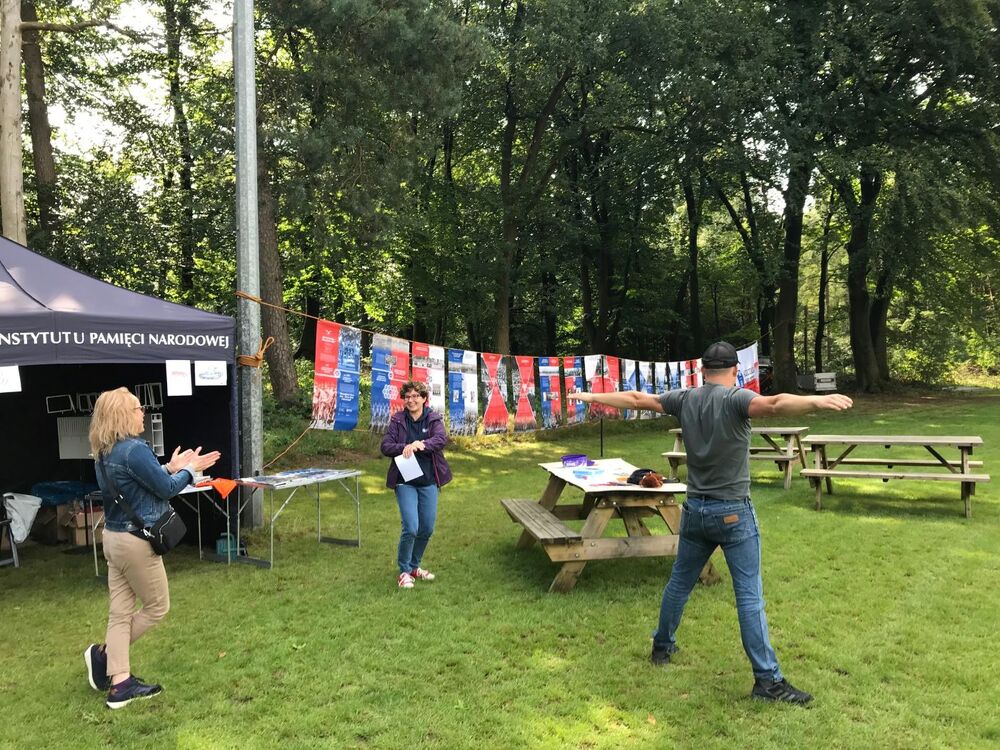 Pracownicy Archiwum IPN na 6 Pikniku Rodzinnym w Apeldoorn – Holandia, 26–27 sierpnia 2023. Fot: AIPN