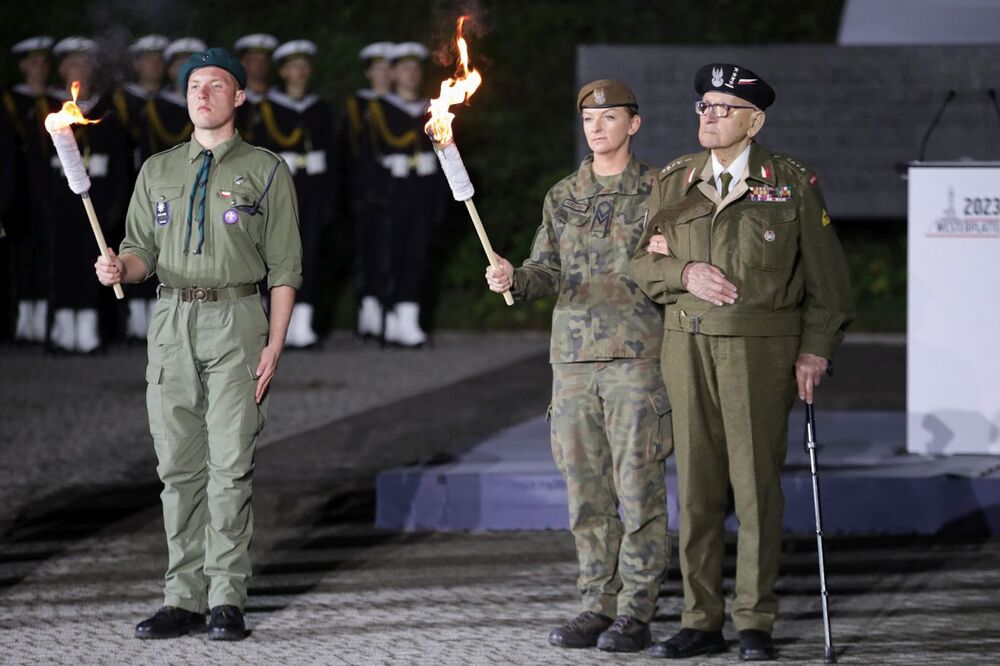Uroczystości pod Pomnikiem Obrońców Wybrzeża na Westerplatte – 1 września 2023. Fot. Mikołaj Bujak (IPN)