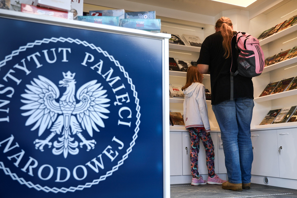 Księgarnia mobilna Wydawnictwa IPN podczas XXXII Krajowej Wystawy Rolniczej – Częstochowa, 2–3 września 2023. Fot: Sławek Kasper (IPN)