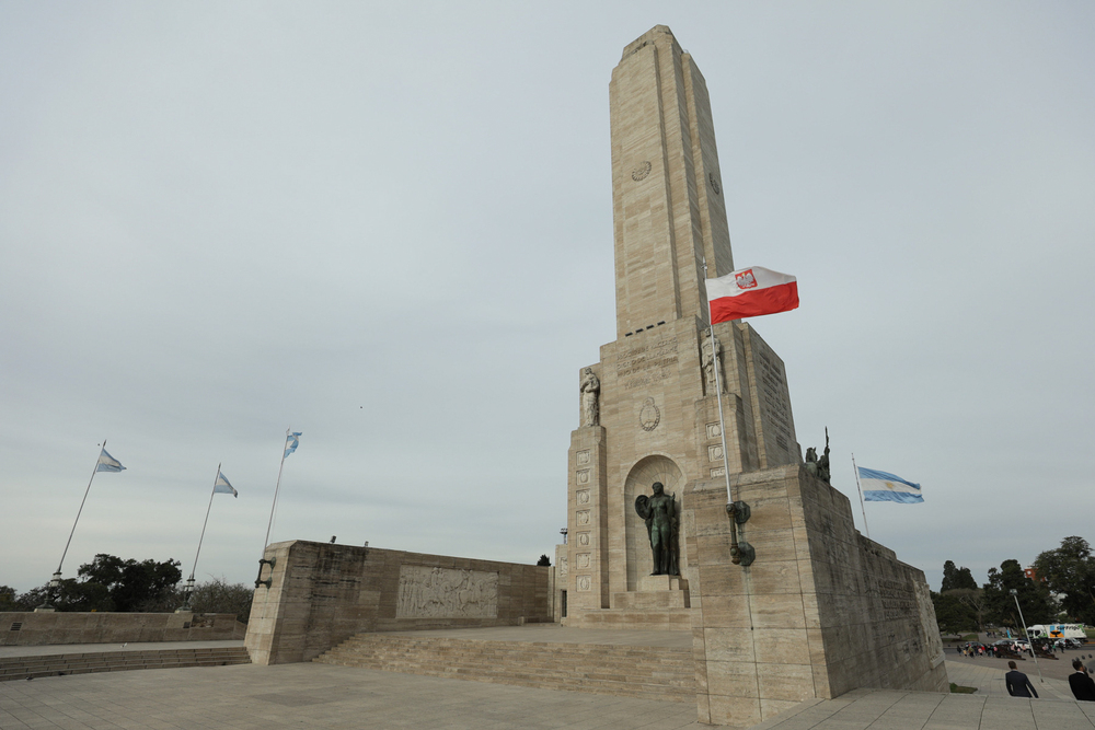 Wizyta przy Narodowym Pomniku Flagi – Rosario, 14 września 2023. Fot. Mikołaj Bujak (IPN)