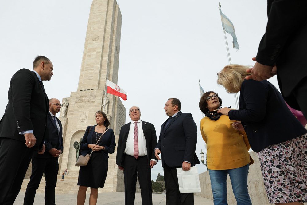 Wizyta przy Narodowym Pomniku Flagi – Rosario, 14 września 2023. Fot. Mikołaj Bujak (IPN)