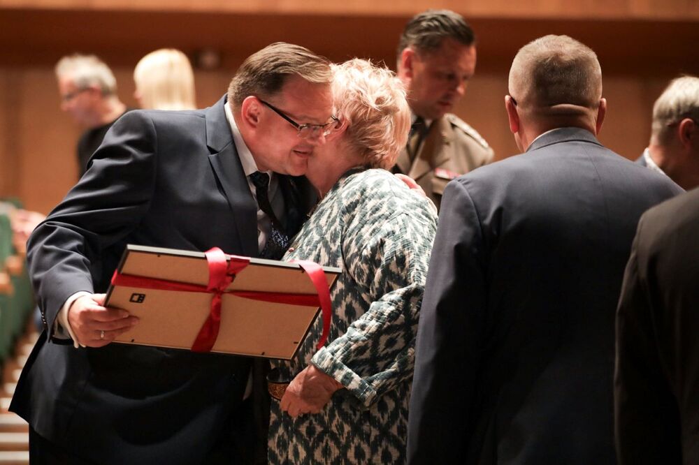 Wręczenie medalu Reipublicae Memoriae Meritum oraz koncert „…w drodze” w ramach cyklu „Artyści Andersa” – Warszawa, 20 września 2023. Fot. Mikołaj Bujak (IPN)