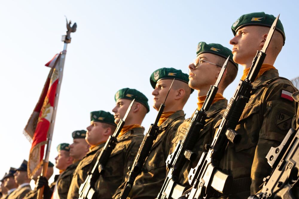 Uroczystość odsłonięcia pomnika pamięci gen. Franciszka Kleeberga i żołnierzy Samodzielnej Grupy Operacyjnej „Polesie” – Włodawa, 26 września 2023. Fot. Mikołaj Bujak (IPN)