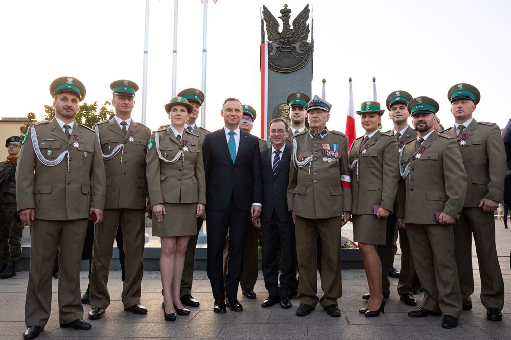 Uroczystość odsłonięcia pomnika pamięci gen. Franciszka Kleeberga i żołnierzy Samodzielnej Grupy Operacyjnej „Polesie” – Włodawa, 26 września 2023. Fot. Mikołaj Bujak (IPN)