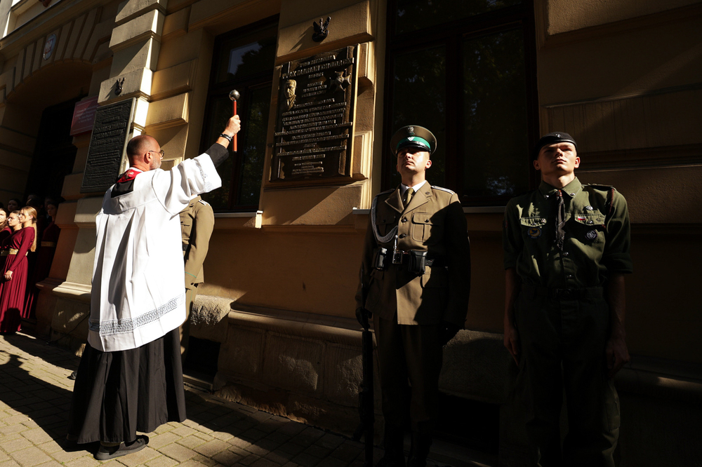 Odsłonięcie tablicy ppłk. Mariana Chodackiego – Nowy Sącz, 28 września 2023. Fot. Mikołaj Bujak (IPN)