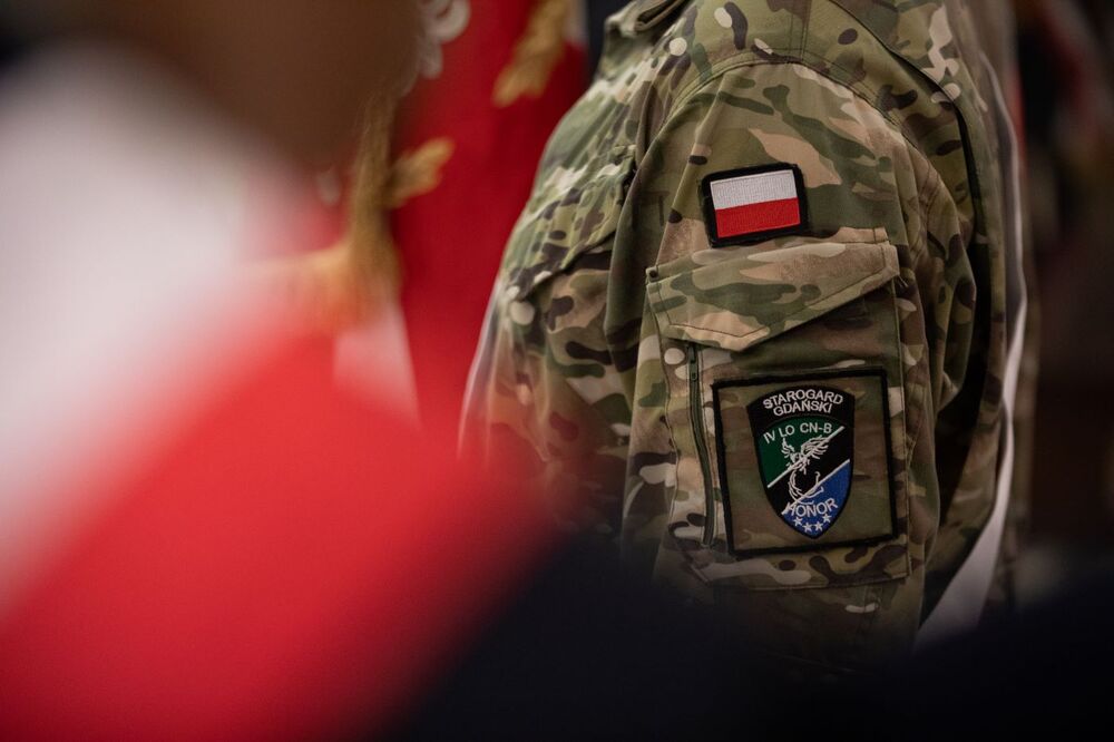 Uroczystość odsłonięcia tablicy pamięci Ofiar Niemieckiej Zbrodni Pomorskiej – Starogard Gdański, 2 października 2023. Fot. Mikołaj Bujak (IPN)