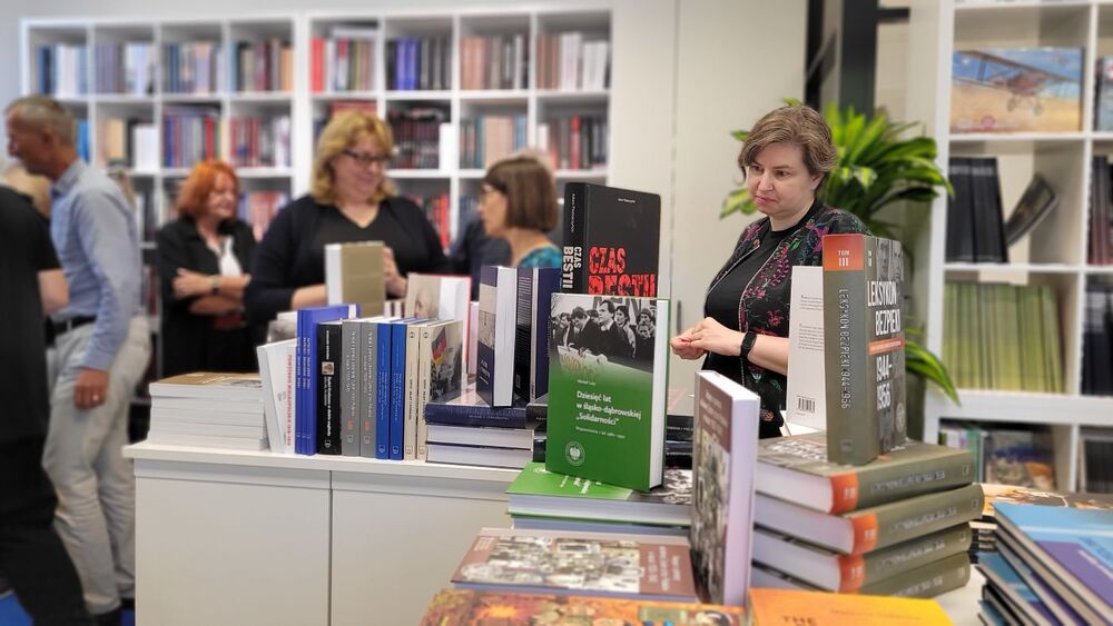 Księgarnia IPN przy ul. Kurtyki 1 już otwarta. Fot. Olga Makarewicz (IPN)