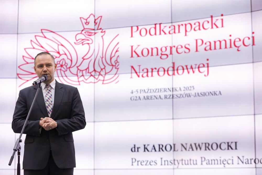 Dr Karol Nawrocki, prezes IPN, podczas otwarcia Podkarpackiego Kongresu Pamięci Narodowej – Jasionka, 4 października 2023. Fot. Mikołaj Bujak (IPN)