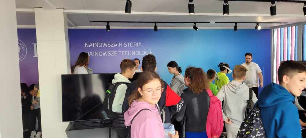 Strefa Nowych Technologii Biura IPN na Podkarpackim Kongresie Pamięci Narodowej 2023. Fot. asystent prasowy IPN, o/Rzeszów