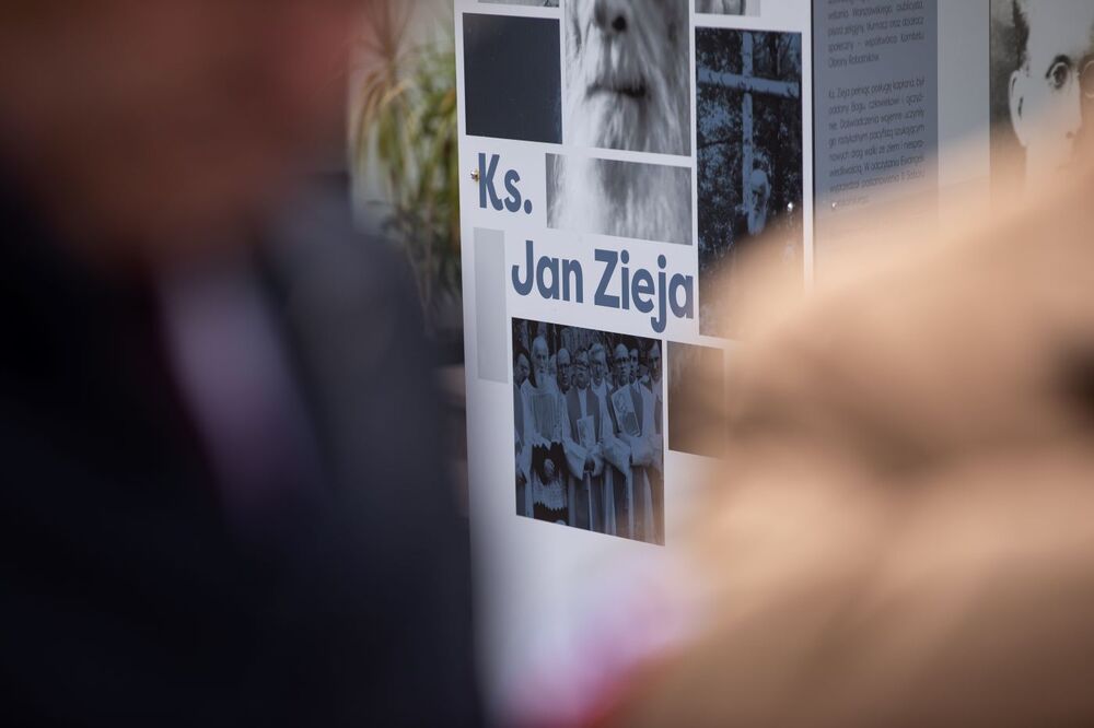 Narodowy Dzień Pamięci Duchownych Niezłomnych: uroczystości upamiętniające ks. Jana Zieję – Warszawa, 19 października 2023. Fot. Mikołaj Bujak (IPN)